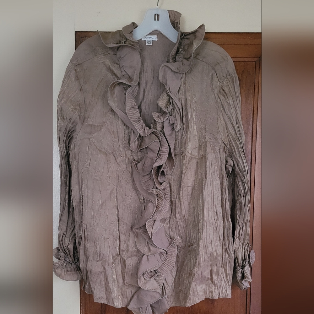 Sz 2x Jaipur Metalic Gold ruffled blouse #18